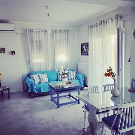 Tararas 尼亚米卡尼奥纳